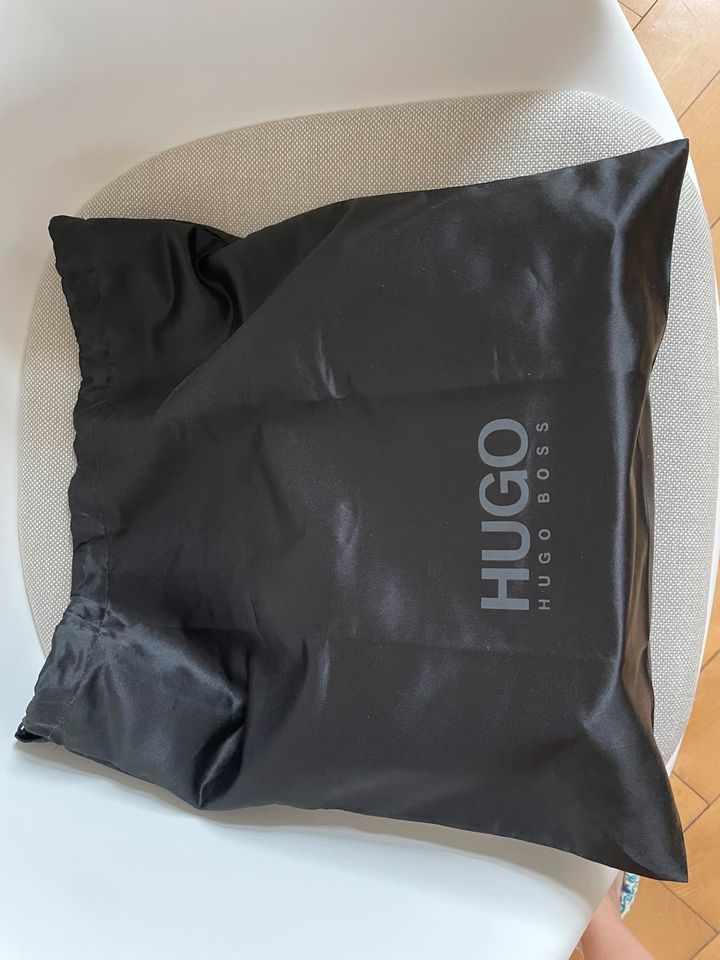 HUGO BOSS Nilda Tasche in Saffianoleder in Stuttgart