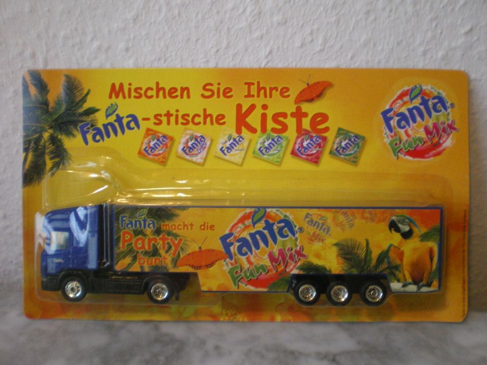 318 / Coca Cola , Fanta Fun Mix , 2002 , Scania 124L 420 SZ in Reinbek