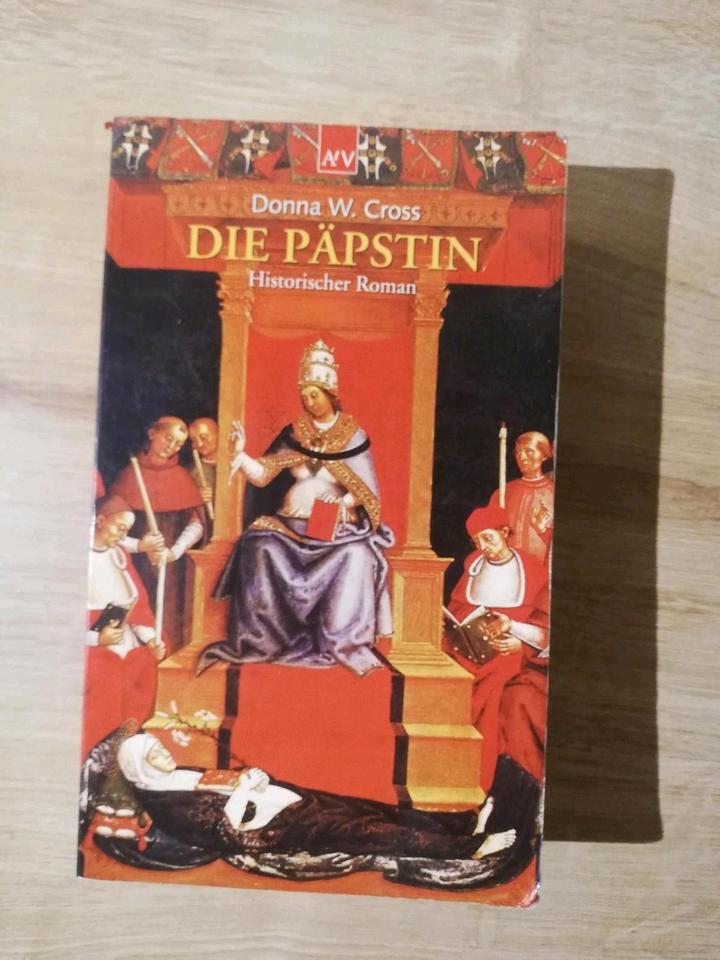 Mittelalterbücher (Romane und unterhaltsames Geschichtsbuch) in Leverkusen