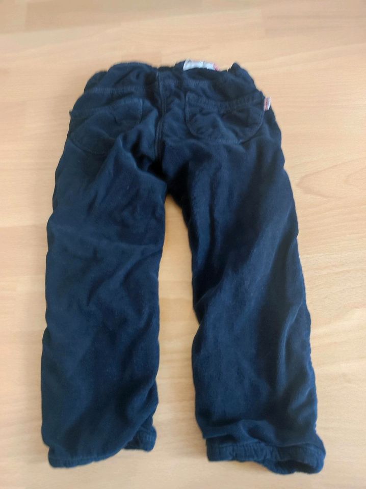 Schöne Cordhose in Breisach am Rhein  