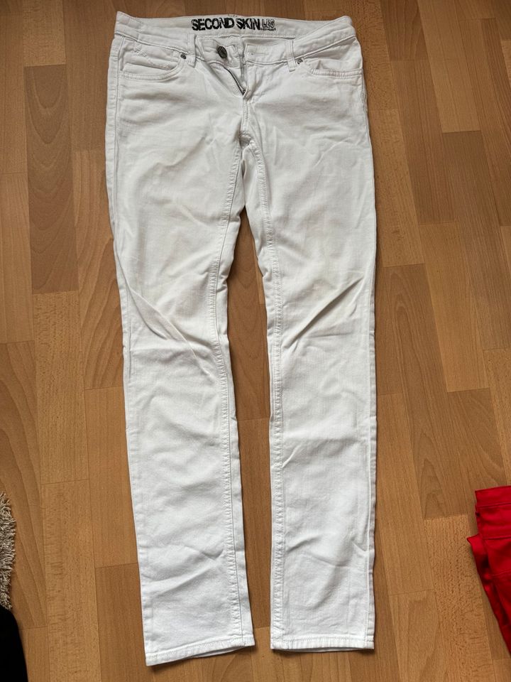 Weiße Hose/Jeans 38 Low Waist in Hannover