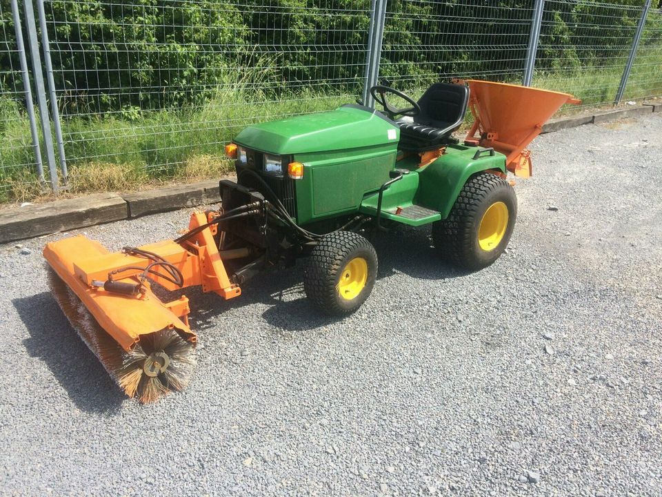 Schlachte 5x John Deere 415 + 425 + 430 + 445 + 455 Kleintraktor in Böblingen