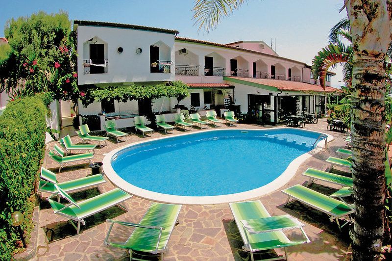 Kalabrien 8-tägig Hotel Marinella Capo Vaticano di Ricadi ab 559€ in Vaihingen an der Enz