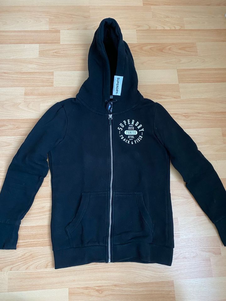 Sweatjacke Superdry schwarz Größe 38 in München