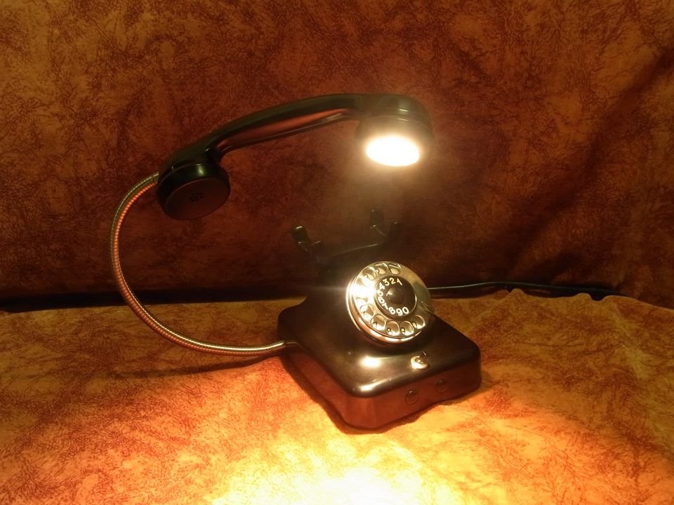 UNIKAT!TELEFON als TISCHLAMPE LED 5W 230V LAMPE GESCHENK! in Duisburg