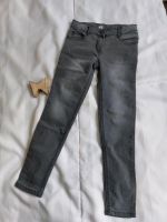 Schöne "Yigga" Jeans Gr.134 *Neu* Bundweite verstellbar Rostock - Südstadt Vorschau