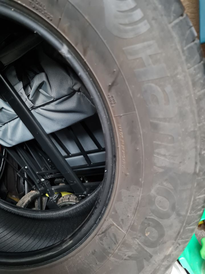 4 Stück 70€ für alle 4 , Hankook Autoreifen 215/70 R16 Sommer in Röbel