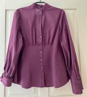 schicke MEXX Bluse, aubergine mit kleinen weißen Pünktchen Bayern - Vilgertshofen Vorschau