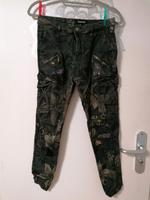 NEU Gr 40 Desigual Hose Dschungel Glitzer grün Saarland - St. Ingbert Vorschau