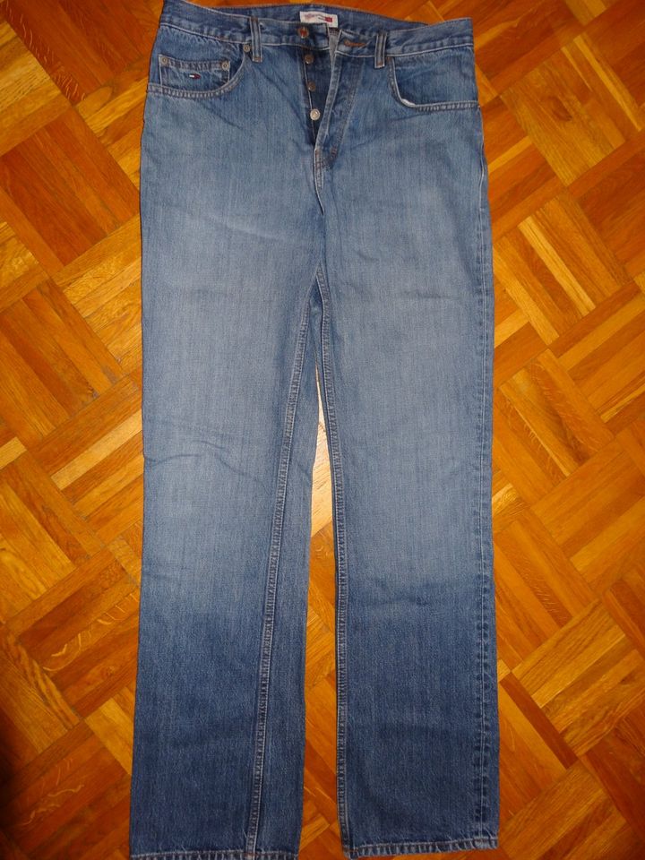 Tommy Hilfiger Jeanshose Blau W31 L34 in Essen