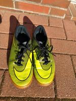 Nike Hallenschuhe Top Zustand Größe 41 Niedersachsen - Norden Vorschau