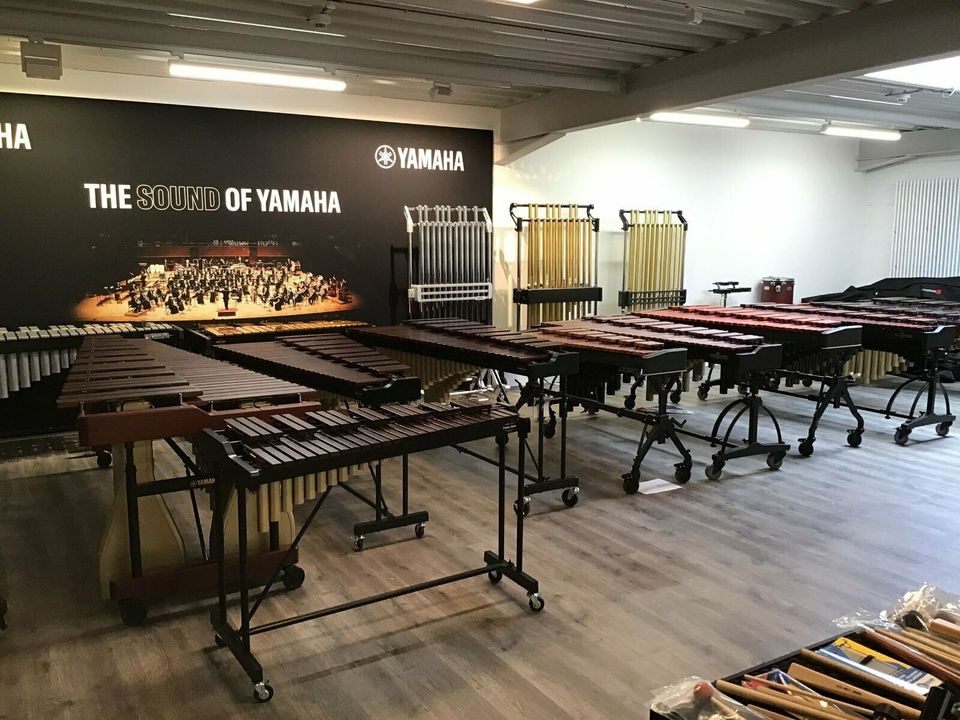 Majestic M6543H Deluxe Marimba Palisander - 4 1/3 Oktaven -NEU- in Brilon