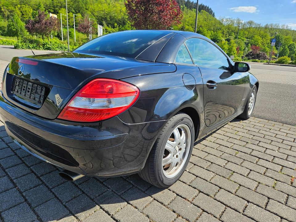 Mercedes-Benz Slk 200 Kompressor R171 in Rötsweiler-Nockenthal