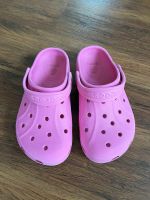 CROCS Badeschuhe, Clogs (Gr.33/34) Bayern - Moosthenning Vorschau