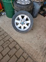 Bmw Felgen mit Sommreifen 205/55r16 Niedersachsen - Beedenbostel Vorschau