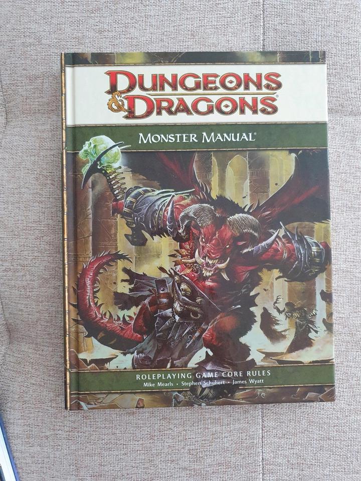 Dungeons & Dragons D&D Player's Handbook DM Guide Monster Manual in Berlin