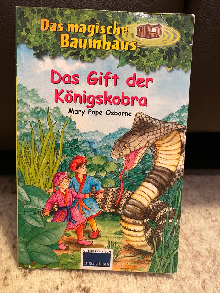 Ich biete hier ein neuwertiges Kinderbuch( das magische Baumhaus) in Düsseldorf