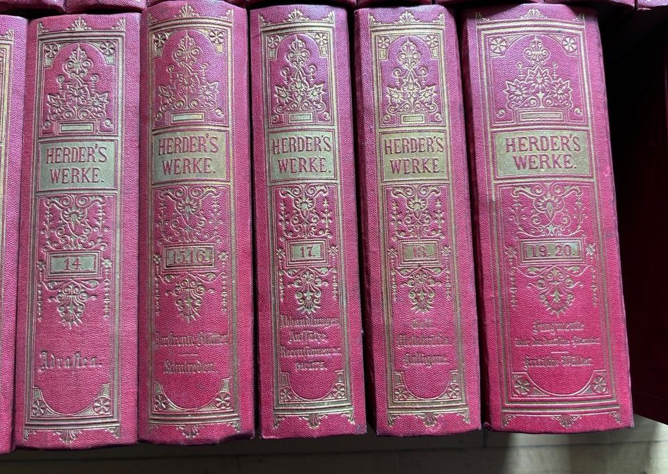 Antike Bücher Wieland Herder Voss zum Lesen Sammeln Dekoration in Egelsbach