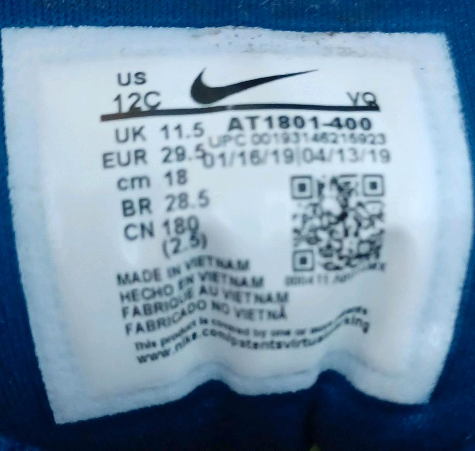 Sportschuhe/ Nike/ Gr. 29.5 in Leipzig