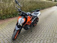 KTM Duke 390, 1362 km mit Garantie bis 11/24 HU 03/26 Nordrhein-Westfalen - Lüdinghausen Vorschau