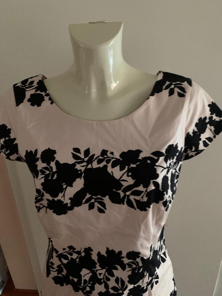 Comma Kleid Sommerkleid festlich nude schwarz 40 neuwertig in Düsseldorf