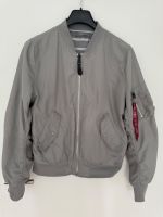 Alpha Industries L-2B grau Bomber Jacke Wendbar Größe M Hessen - Darmstadt Vorschau