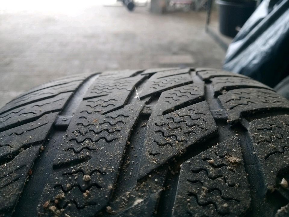 Winterreifen BMW Stahlfelgen verschenke in Hirschaid