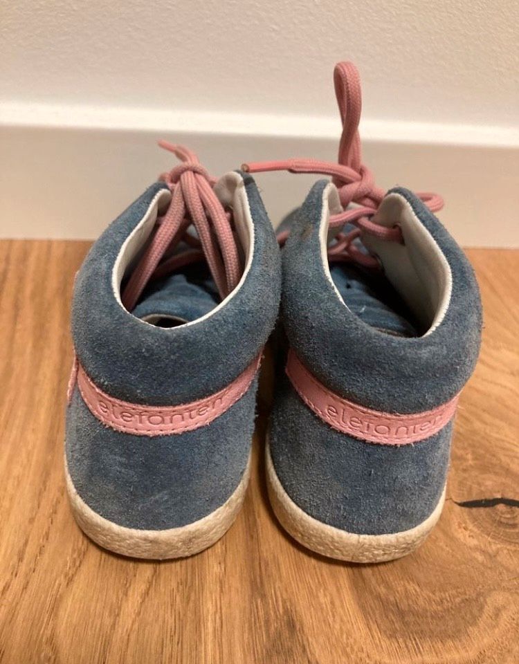 Elefanten Halbschuhe in blau / rosa Größe 25 in Zorneding