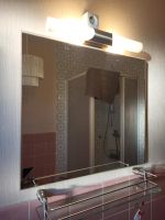 Badezimmer Leuchte Ablage Spiegel wie neu Bayern - Großostheim Vorschau