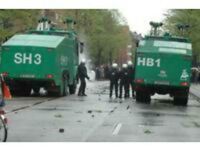 Polizei Wasserwerfer WAWE Blaulicht 20x30 cm Poster Fotos5 Hamburg-Mitte - Hamburg Borgfelde Vorschau