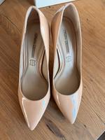 Neue Lackleder Pumps nude von Buffalo in Gr 42 Hessen - Oberursel (Taunus) Vorschau