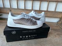 Schöne edle* Leder- Sneaker von Bugatti *** Bayern - Bad Feilnbach Vorschau