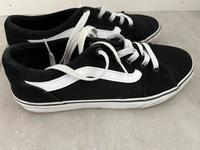 Vans Sneaker Grösse 39 (8,5) Hessen - Schlüchtern Vorschau