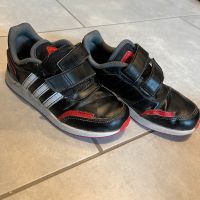 Adidas Sneaker Turnschuhe mit Klettverschluss Gr 30 rot schwarz Bayern - Pilsting Vorschau