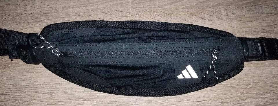 Gürteltasche Bauchtasche Adidas running schwarz neu in Brandenburg -  Potsdam | eBay Kleinanzeigen ist jetzt Kleinanzeigen