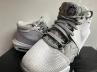 Nike Basketball Herrenschuhe Gr. 43 Findorff - Findorff-Bürgerweide Vorschau