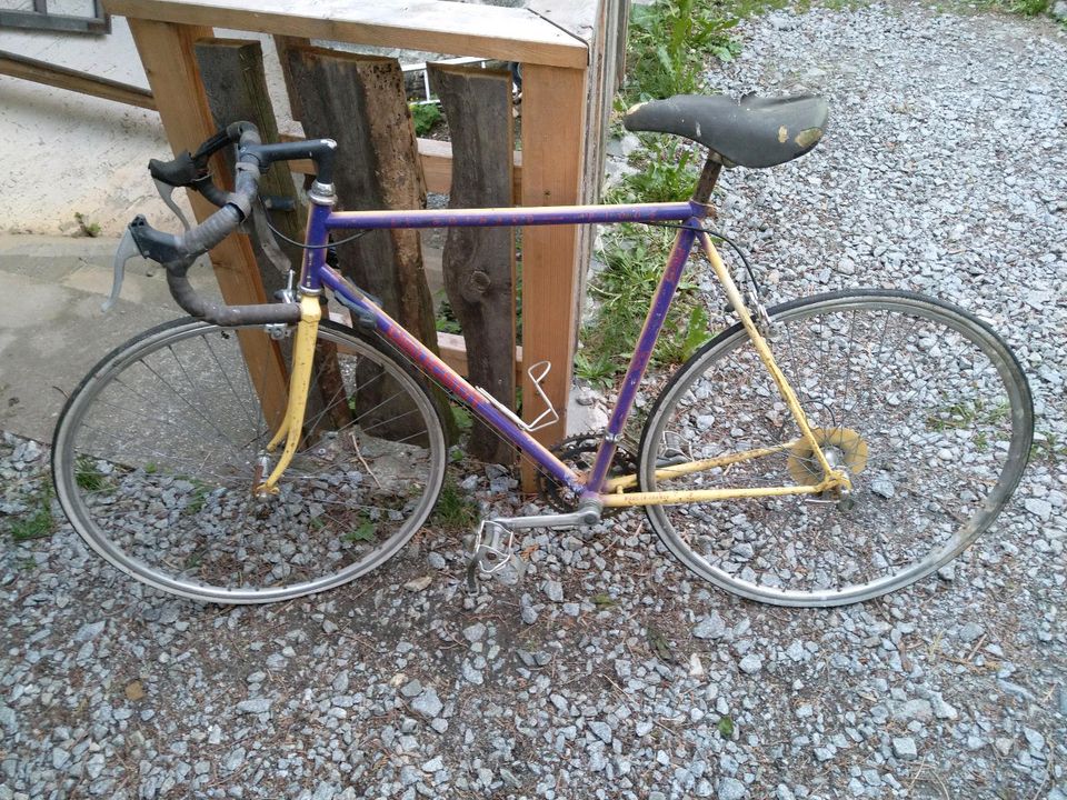Fahrräder zum selber herrichten | Rennrad, Herrenrad Damenrad in Passau