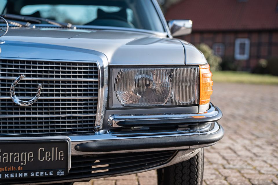 1975 Mercedes 280SE, W116, Astralsilber, Klima, el. Fenster in Lachendorf