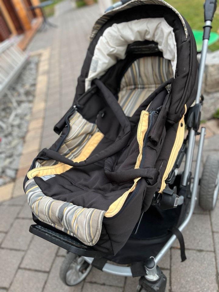 Teutonia Kinderwagen mit Zubehör in Weinsberg