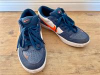 Nike Sneaker in dunkelblau Gr.38,5 Rostock - Nienhagen Vorschau