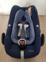 Babyschale Maxi Cosi Maxi-Cosi Pebble Plus blau Newborn-Einsatz Frankfurt am Main - Sachsenhausen Vorschau