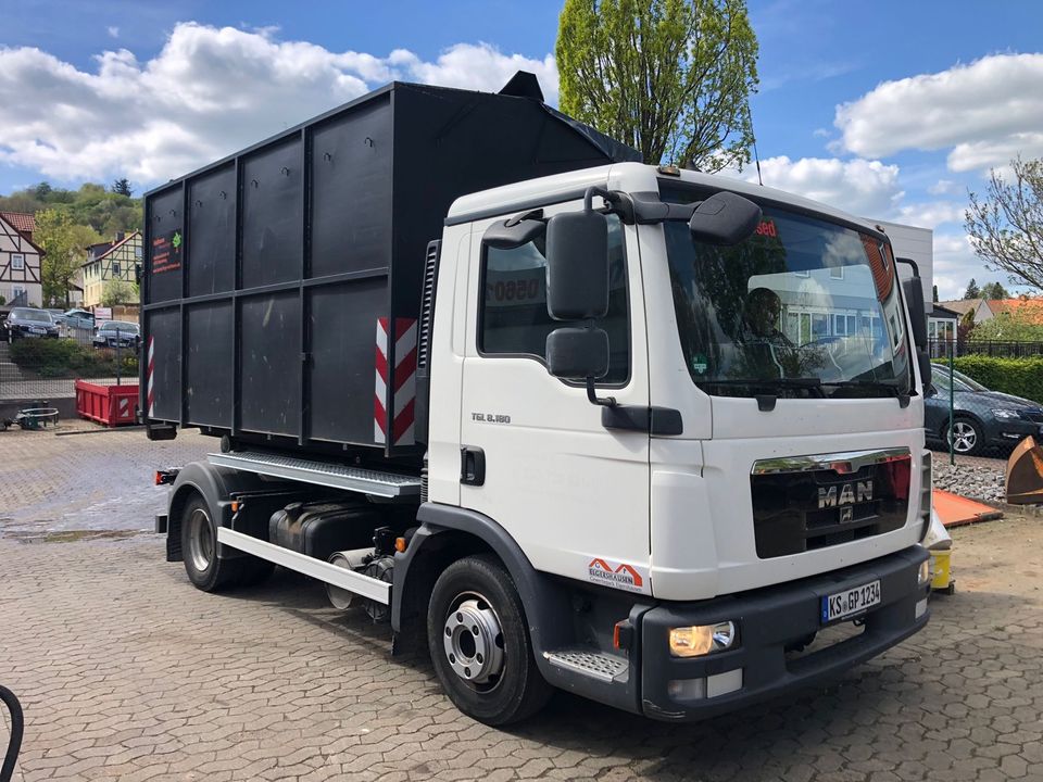 Lkw mit Fahrer Mieten im Stundenlohn in Schauenburg