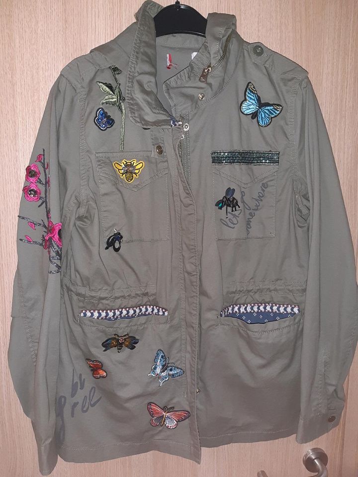 Desigual Parka Damen Gr. 42 Top Zustand in Nordrhein-Westfalen -  Mönchengladbach | eBay Kleinanzeigen ist jetzt Kleinanzeigen