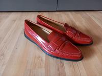 Damenmokkasins Tod‘s Rotes Lackleder Größe 38,5 Hessen - Dieburg Vorschau