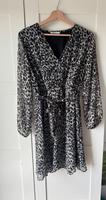 Leoprint Kleid von ONLY Nordrhein-Westfalen - Burbach Vorschau