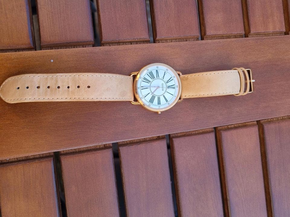 Armband-Uhr Guess beige in Großkarolinenfeld