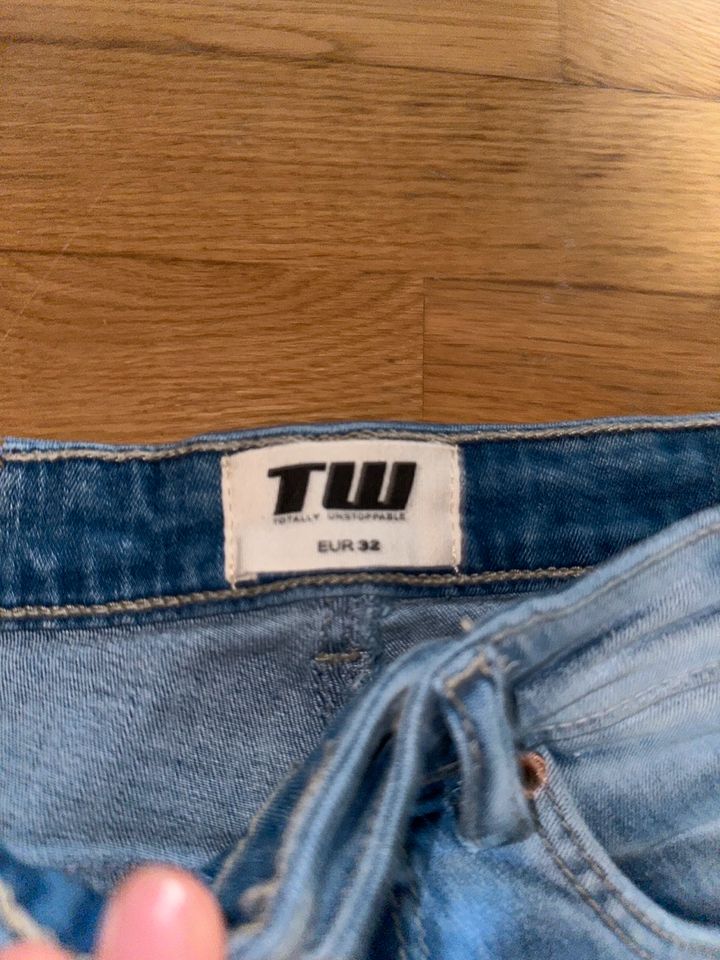 Tally Weijl skinny high waist Jeans - wie neu in Dornhan