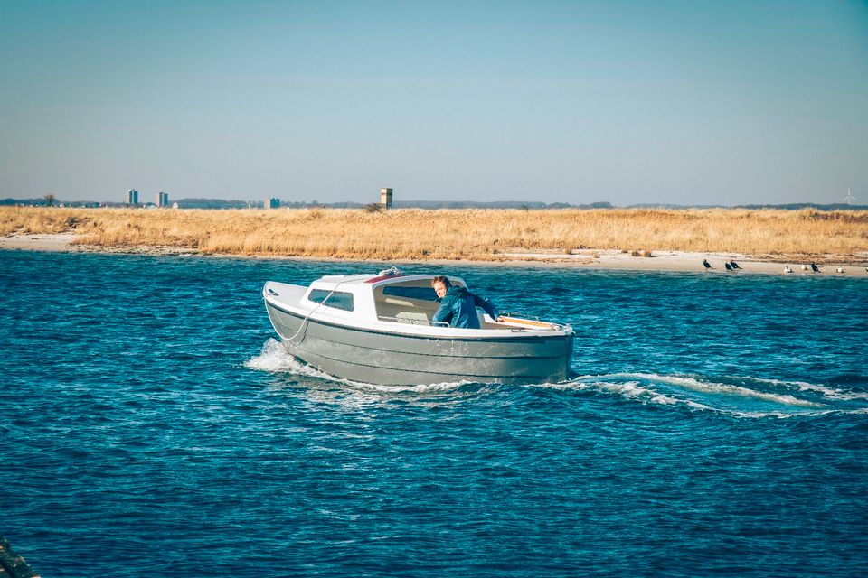 Elektroboot Motorboot Vermietung Bodensee Danel 505 in Bodman-Ludwigshafen