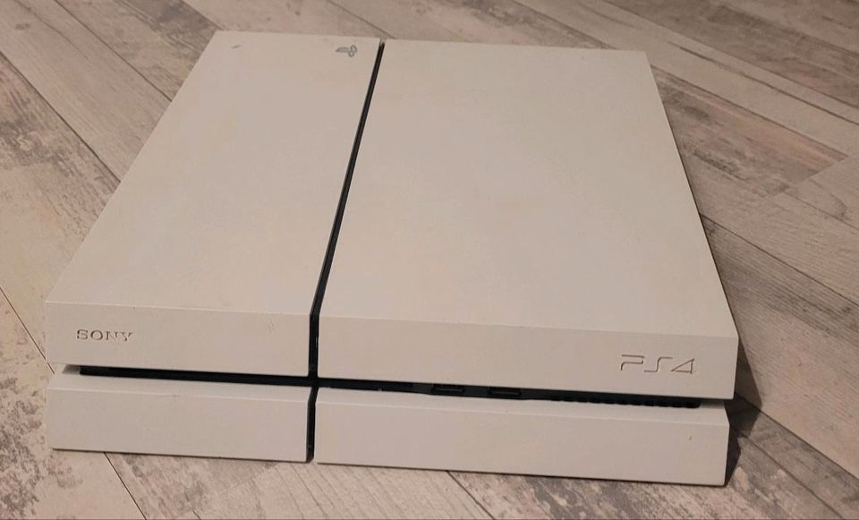 Sony Playstation 4 500GB Heimkonsole - Weiß (CUH-1116A) in Marl