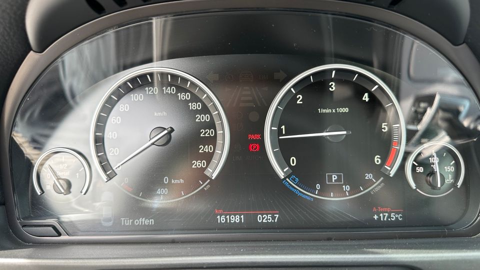BMW 520d M Paket ab Werk, 19 Zoll, 8fach, Kurvenlicht!!! in Eschweiler